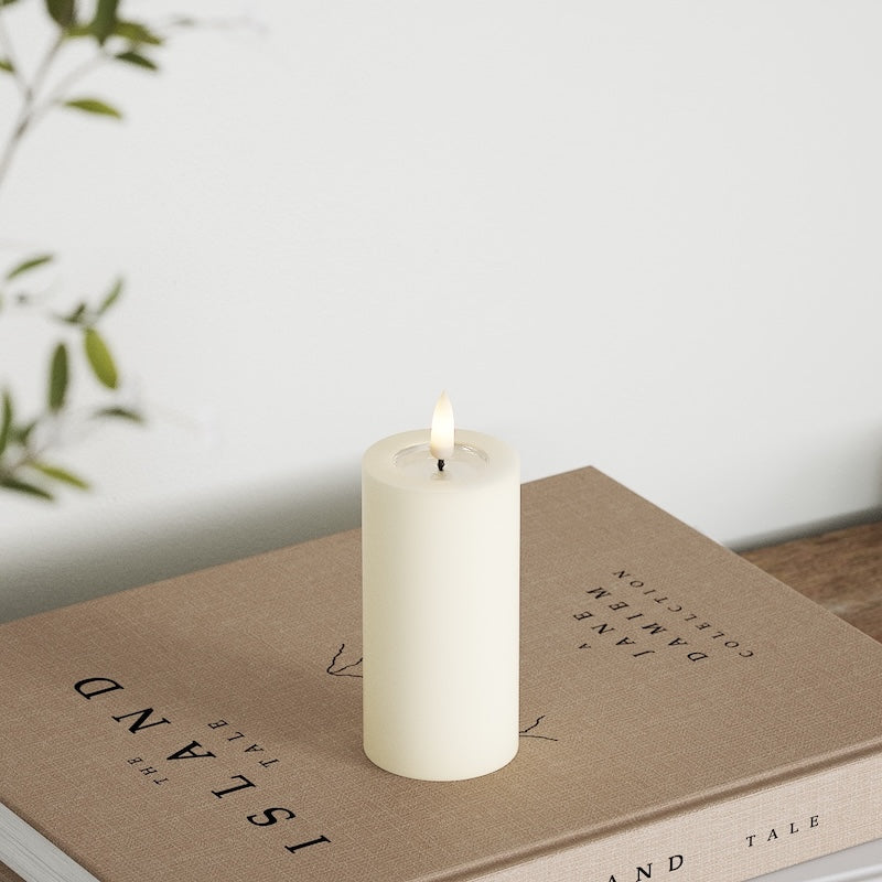 Deluxe Homeart LED Stompkaarsen Ø 5 x 10 cm Cream