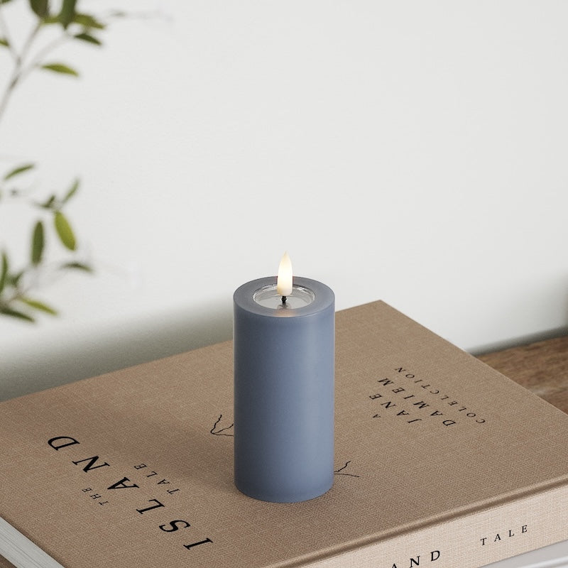 Deluxe Homeart LED Stompkaarsen Ø 5 x 10 cm Ijsblauw