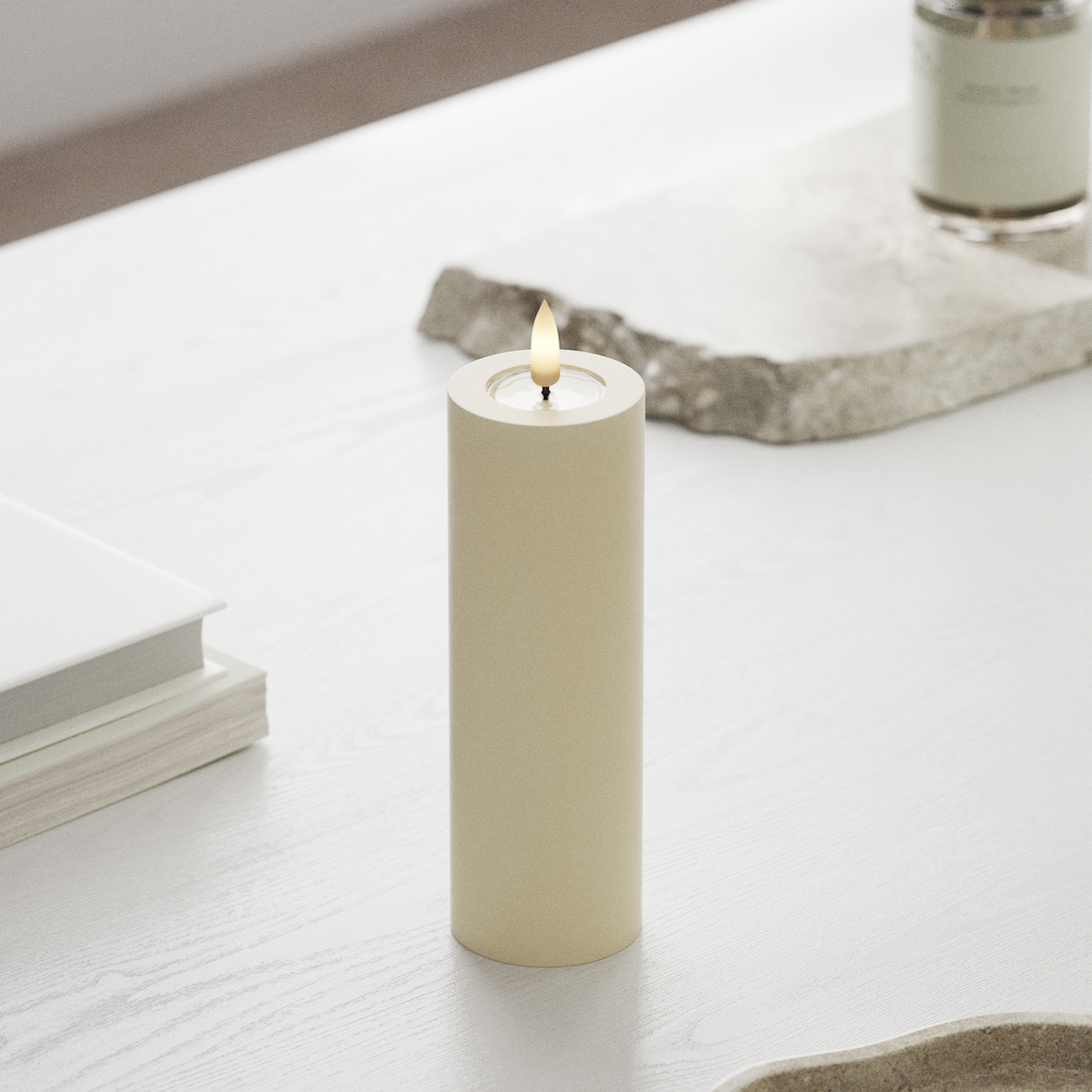 Deluxe Homeart LED Stompkaarsen Ø 5 x 15 cm Cream LED Stompkaarsen 1