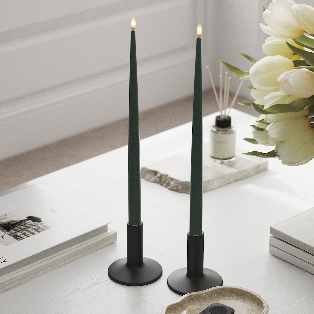 Deluxe Homeart LED Glanzende dinerkaars met Lak, 2 stuks 38 cm Jadegroen LED Glanzende dinerkaars 1