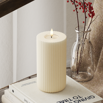 Deluxe Homeart Solid Stripe LED Stompkaarsen Ø8 X 15 Cm Cream LED Vorm 4